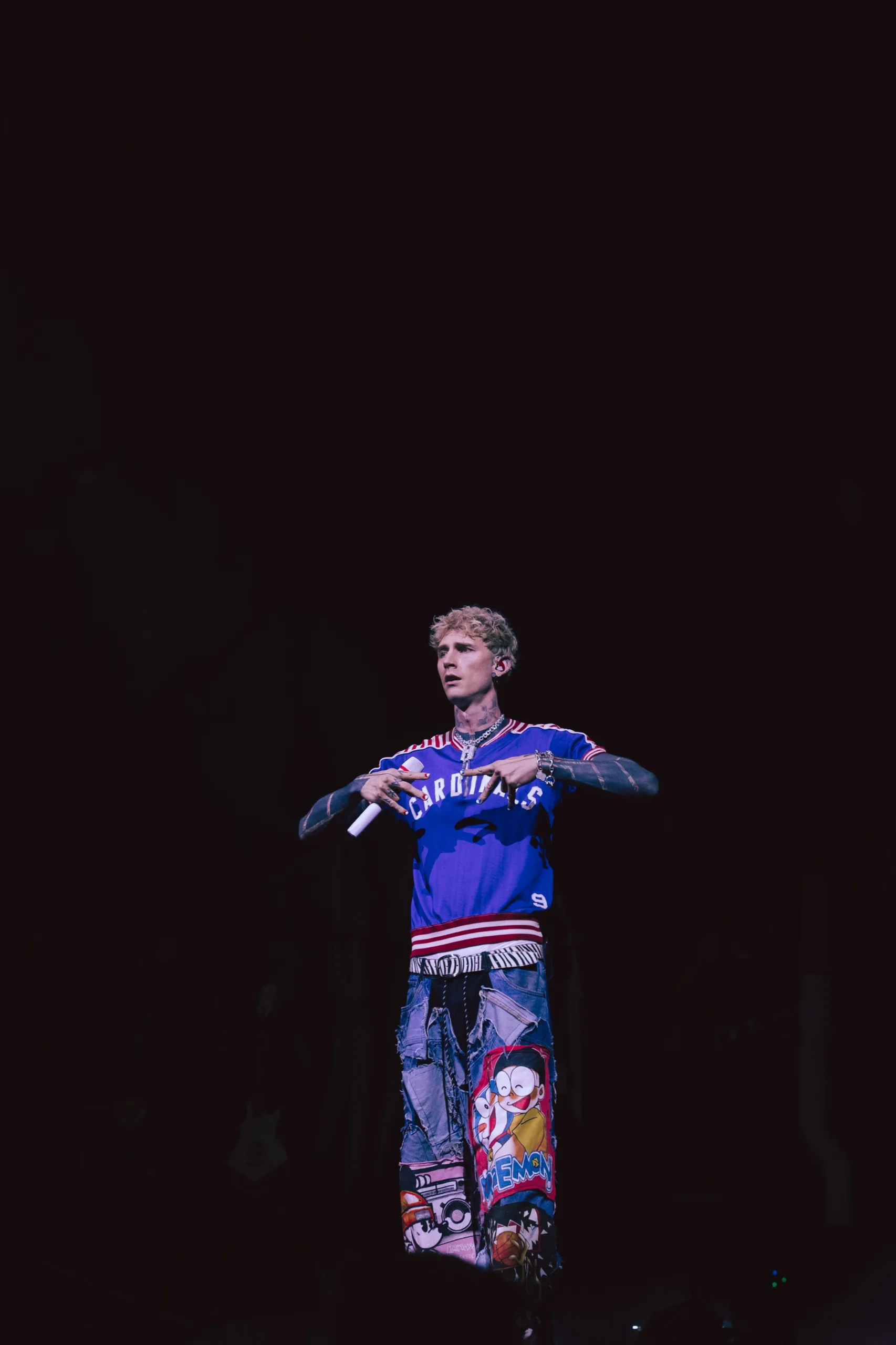 MACHINE GUN KELLY // 10